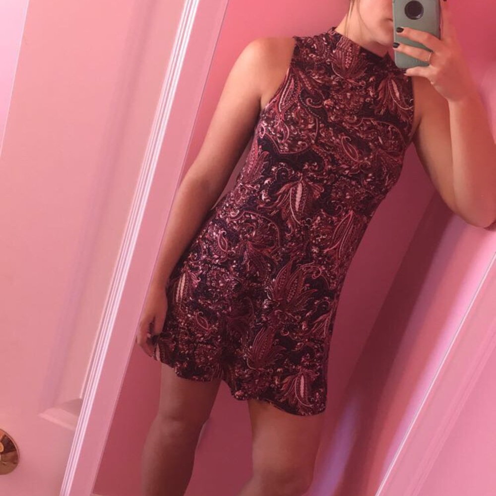 Soft & Sexy American Eagle Patterned Dress